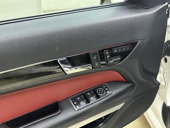 Mercedes-Benz E-Класс E 250 CGI BlueEFFICIENCY, 1.8 л, АТ, 2010 фото 14