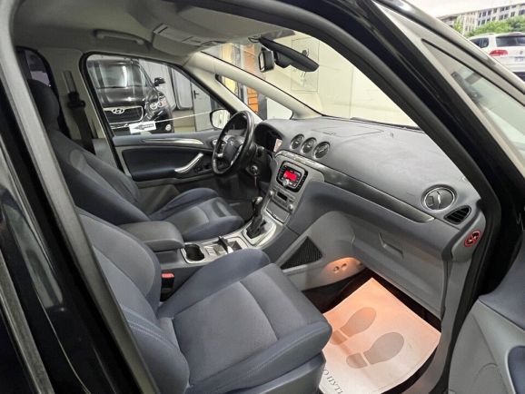 Ford S-MAX, 2.0 л, АТ, 2010 фото 12