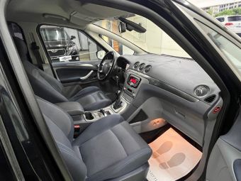 Ford S-MAX, 2.0 л, АКПП, 2010 фото 12