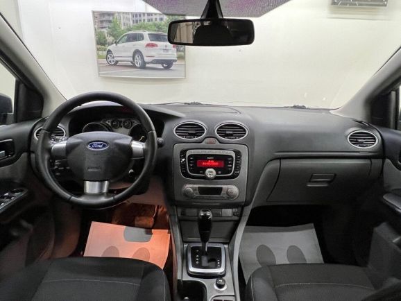 Ford Focus, 2.0 л, АТ, 2010 фото 12