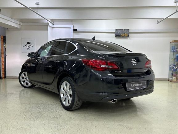 Opel Astra Cosmo, 1.4 л, АТ, 2013 фото 5