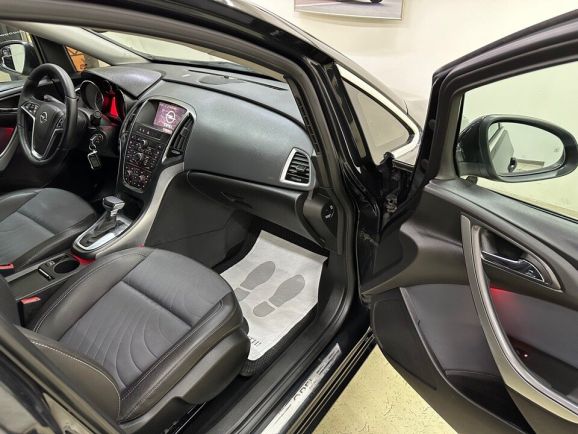 Opel Astra Cosmo, 1.4 л, АТ, 2013 фото 11