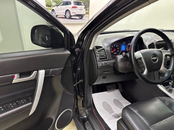 Chevrolet Captiva LT+ 5 seats, 2.2 л, АТ, 2014 фото 8