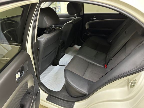 Chevrolet Epica, 2.0 л, АТ, 2011 фото 2