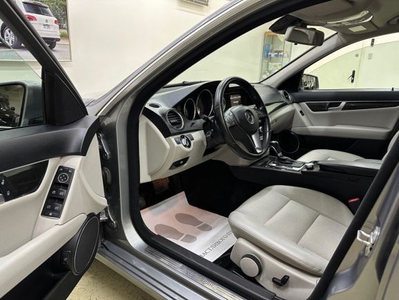 Mercedes-Benz C-Класс, 1.8 л, АТ, 2011 фото 9