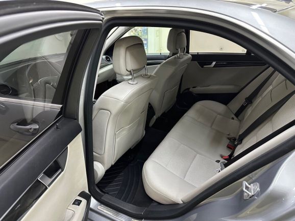 Mercedes-Benz C-Класс, 1.8 л, АТ, 2011 фото 2