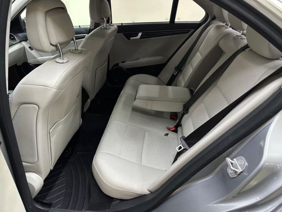 Mercedes-Benz C-Класс, 1.8 л, АТ, 2011 фото 1