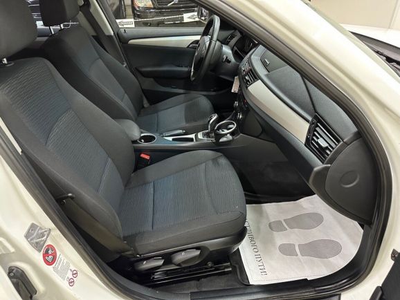 BMW X1 xDrive20d, 2.0 л, АТ, 2013 фото 13