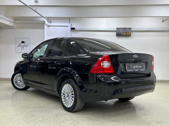 Ford Focus Titanium, 2.0 л, АТ, 2010 фото 6
