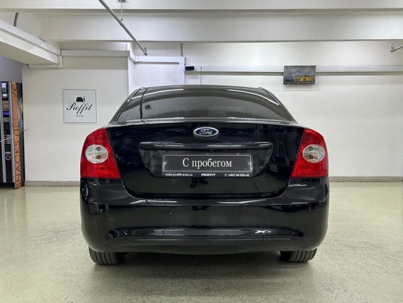 Ford Focus Titanium, 2.0 л, АТ, 2010 фото 7