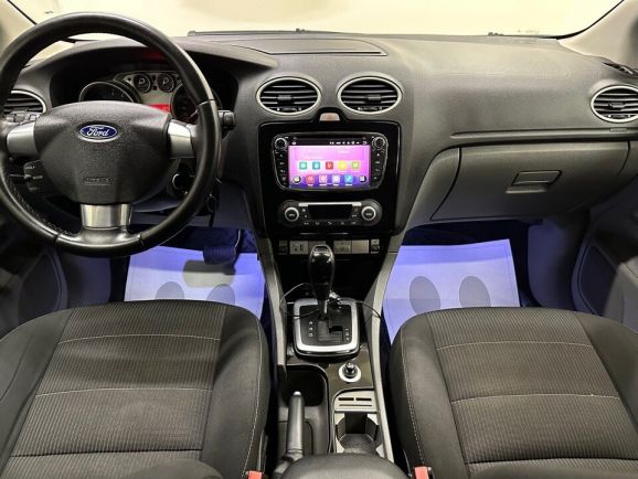 Ford Focus Titanium, 2.0 л, АТ, 2010 фото 11