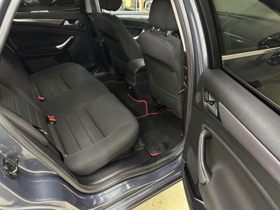 Ford Mondeo Titanium, 2.0 л, АТ, 2011 фото 1