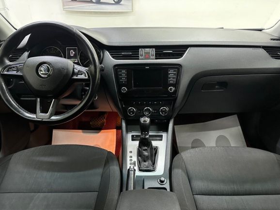 Skoda Octavia, 1.4 л, Робот, 2013 фото 10