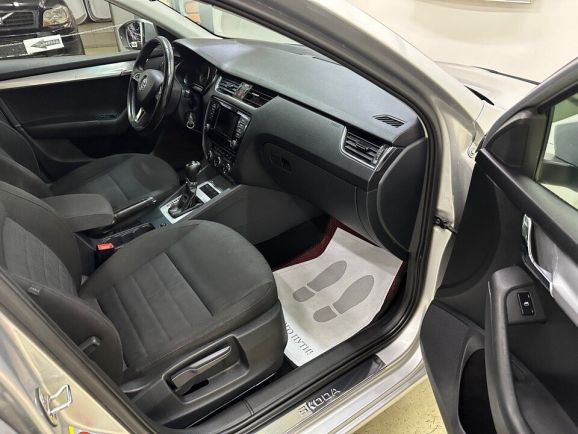 Skoda Octavia, 1.4 л, Робот, 2013 фото 11
