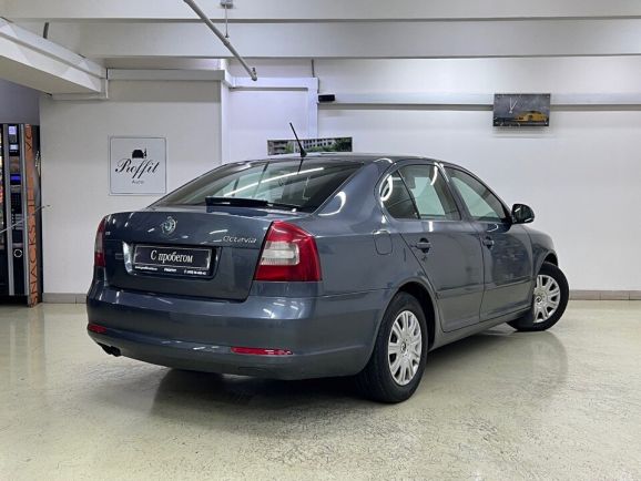 Skoda Octavia, 1.4 л, Робот, 2011 фото 8