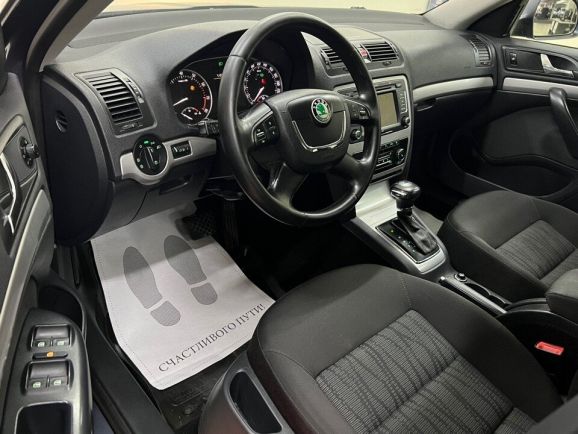 Skoda Octavia, 1.4 л, Робот, 2011 фото 9