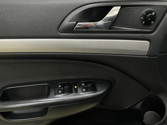 Skoda Octavia, 1.4 л, Робот, 2011 фото 2