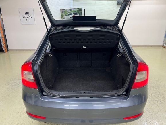 Skoda Octavia, 1.4 л, Робот, 2011 фото 1