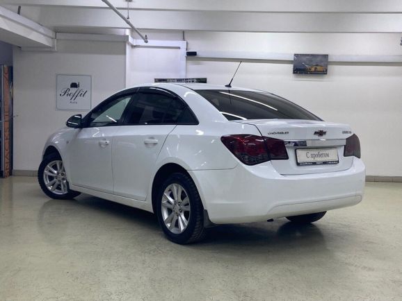 Chevrolet Cruze LS, 1.6 л, АТ, 2012 фото 6