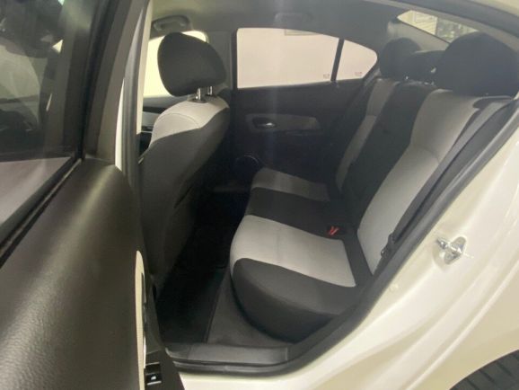 Chevrolet Cruze LS, 1.6 л, АТ, 2012 фото 10