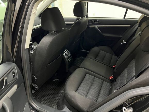 Skoda Octavia, 1.8 л, АТ, 2012 фото 1