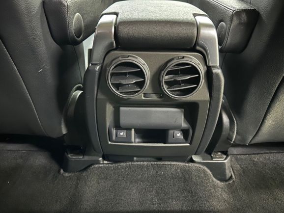 Land Rover Discovery SE, 3.0 л, АТ, 2013 фото 2