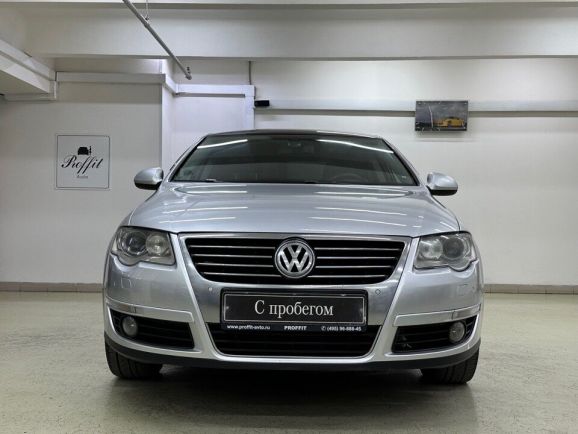 Volkswagen Passat Highline, 1.8 л, Робот, 2010 фото 4