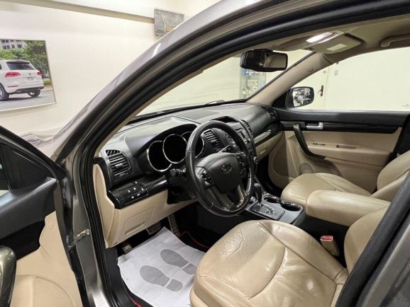 Kia Sorento Prestige, 2.4 л, АТ, 2010 фото 12