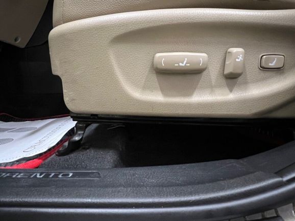 Kia Sorento Prestige, 2.4 л, АТ, 2010 фото 13