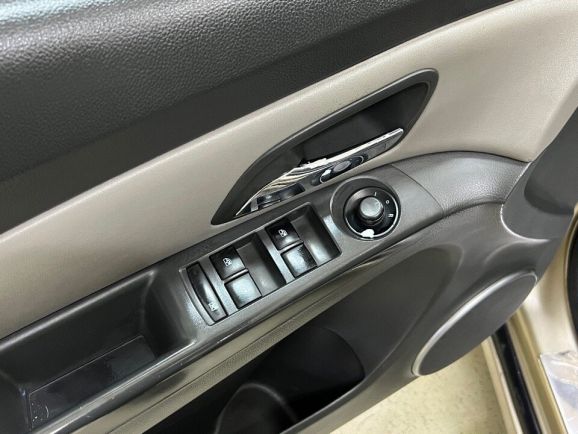 Chevrolet Cruze LT, 1.8 л, МТ, 2009 фото 10