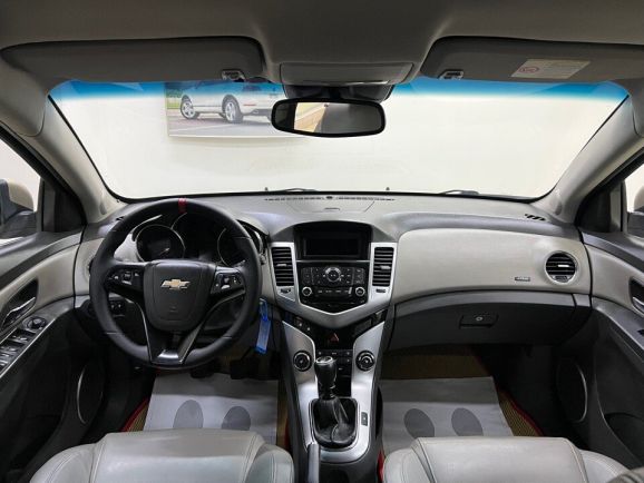 Chevrolet Cruze LT, 1.8 л, МТ, 2009 фото 12