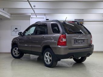 Kia Sportage, 2.0 л, МТ, 2009 фото 6