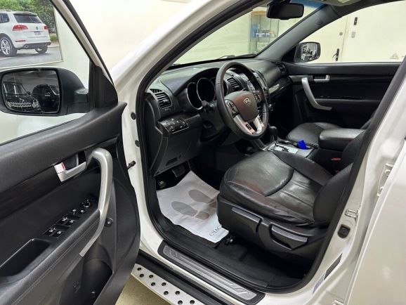 Kia Sorento Prestige, 2.2 л, АТ, 2012 фото 9