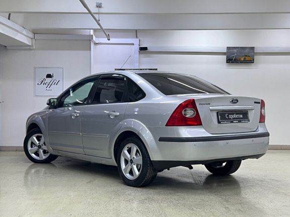 Ford Focus Comfort, 1.6 л, АТ, 2005 фото 6