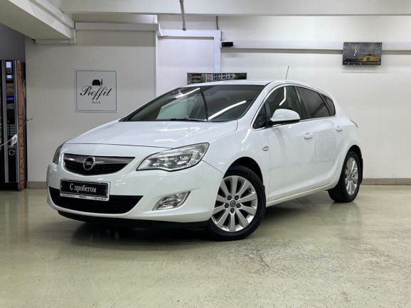 Opel Astra Cosmo, 1.6 л, АТ, 2011 фото 3