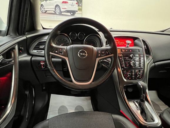 Opel Astra Cosmo, 1.6 л, АТ, 2011 фото 11