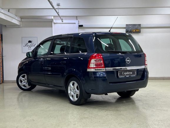 Opel Zafira, 1.8 л, МТ, 2011 фото 6