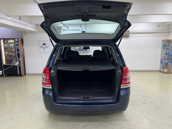 Opel Zafira, 1.8 л, МТ, 2011 фото 10