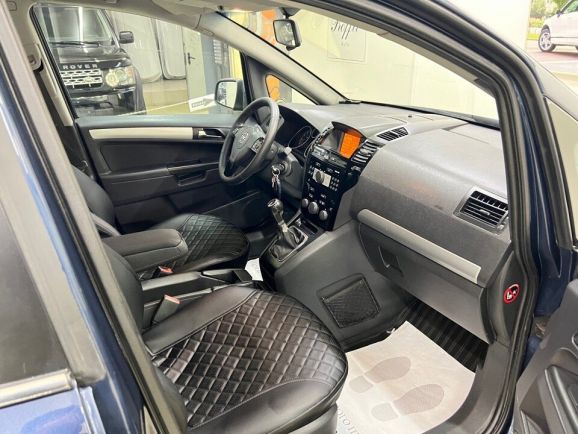 Opel Zafira, 1.8 л, МТ, 2011 фото 13