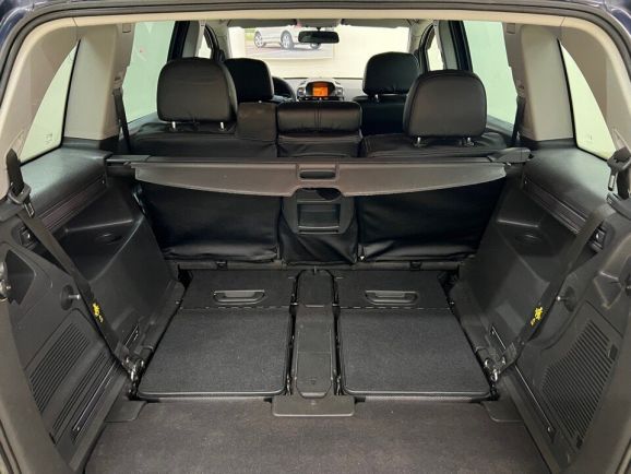 Opel Zafira, 1.8 л, МТ, 2011 фото 1