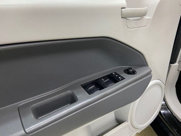 Dodge Caliber, 1.8 л, МТ, 2006 фото 9