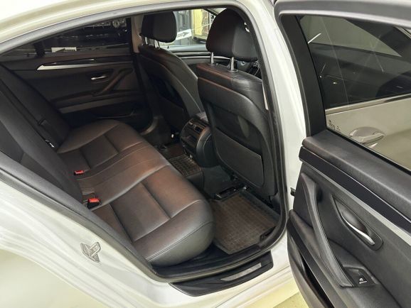 BMW 5 серии 520d, 2.0 л, АТ, 2016 фото 1