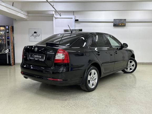 Skoda Octavia Elegance, 1.4 л, Робот, 2011 фото 8