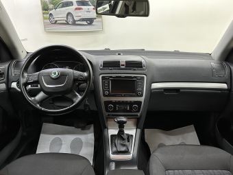 Skoda Octavia Elegance, 1.4 л, РКПП, 2011 фото 11