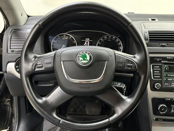 Skoda Octavia Elegance, 1.4 л, Робот, 2011 фото 14