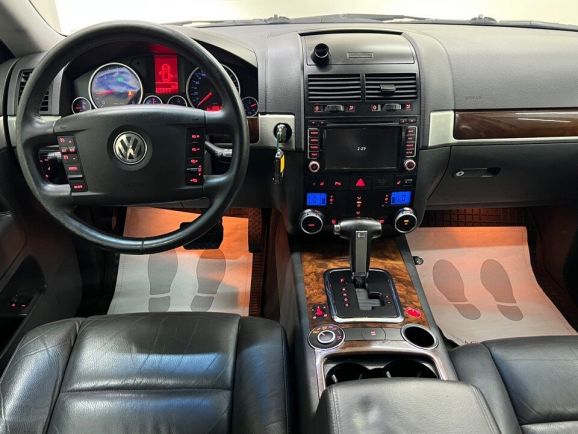 Volkswagen Touareg V6 3.0TDI, 3.0 л, АТ, 2008 фото 11