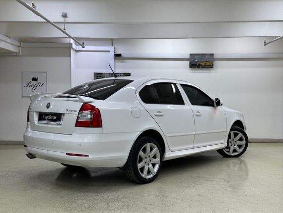 Skoda Octavia Elegance, 1.4 л, Робот, 2011 фото 6