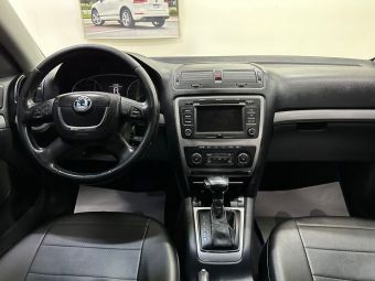 Skoda Octavia Elegance, 1.4 л, РКПП, 2011 фото 2