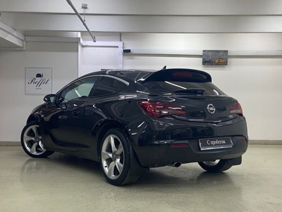 Opel Astra, 1.6 л, МТ, 2012 фото 6