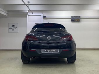 Opel Astra, 1.6 л, МКПП, 2012 фото 7